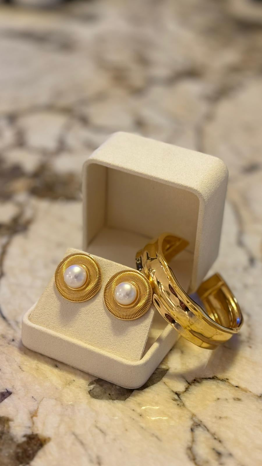 Tide Bangle
