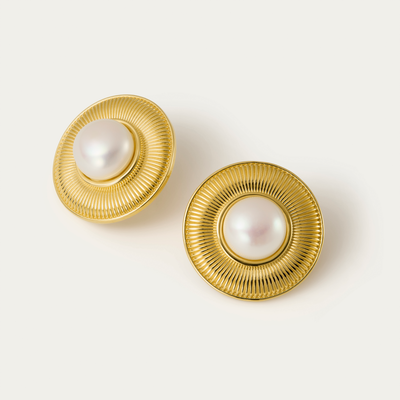 Clio Pearl Stud Earrings