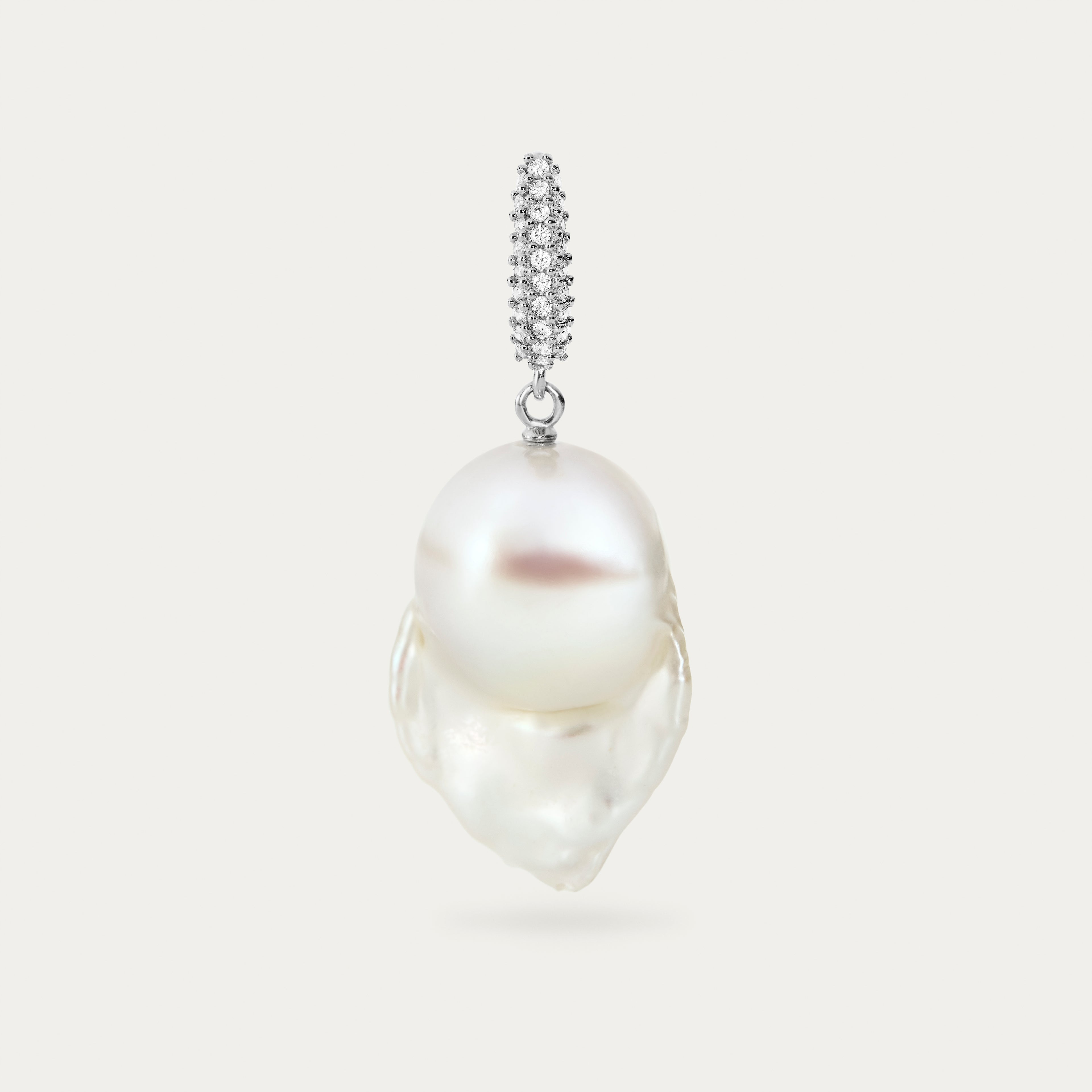 Levé Pearl Pendant Silver