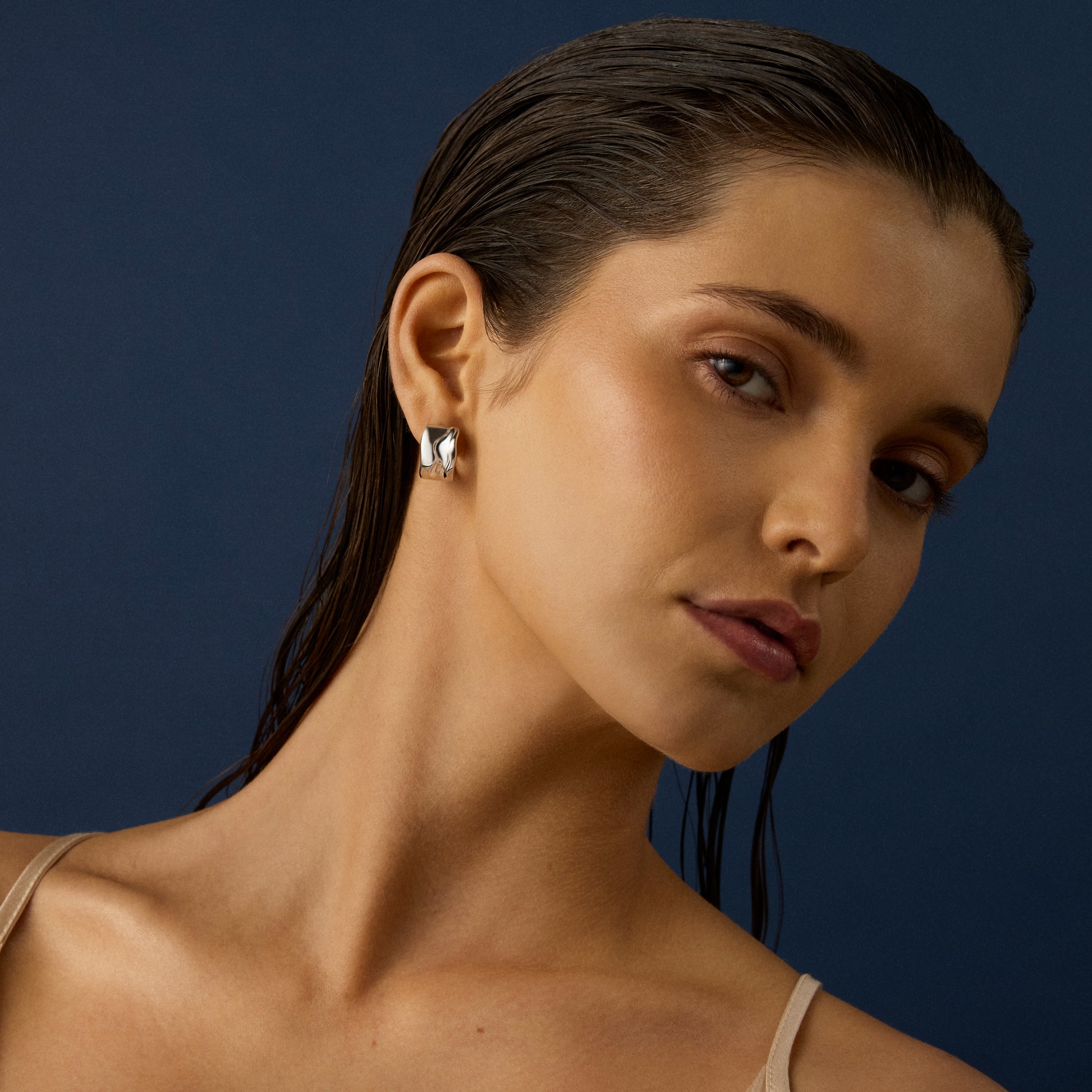 Riva Huggies Silver (PRE-ORDER)