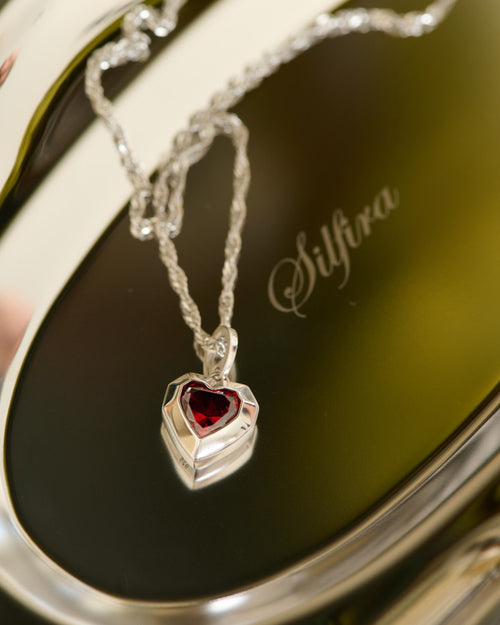 Juliet Heart Pendant